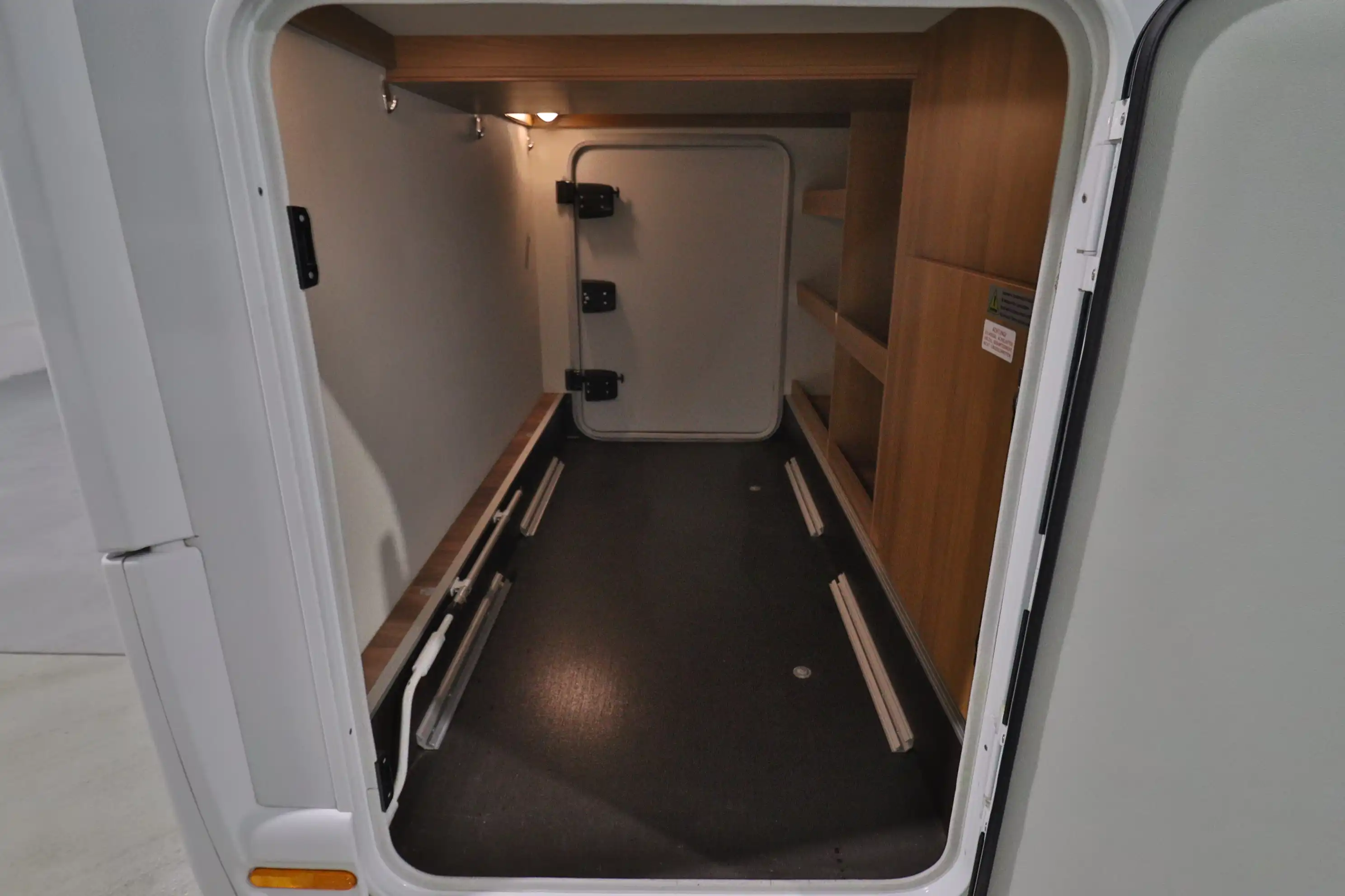 KNAUS Van TI 650 MEG Platinum Selection - Ansicht 4